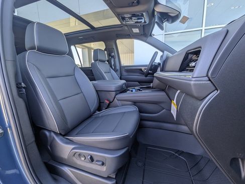 New 2026 Chevrolet Suburban Premier w/ Sun And Tow Package image 14