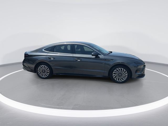 Certified 2025 Hyundai Sonata SEL FWD image 9
