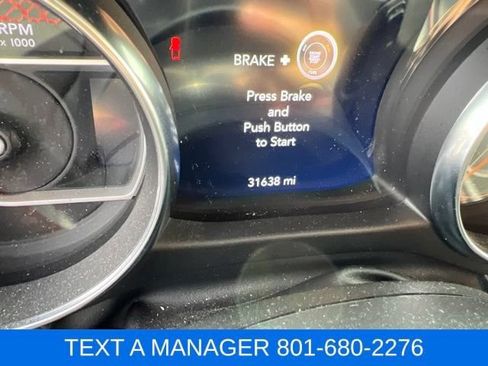Used 2023 Jeep Gladiator Rubicon w/ LED Lighting Group AWD/4WD image 23