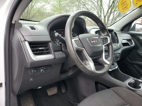 Used 2022 GMC Terrain SLE w/ Driver Convenience Package AWD/4WD image 15