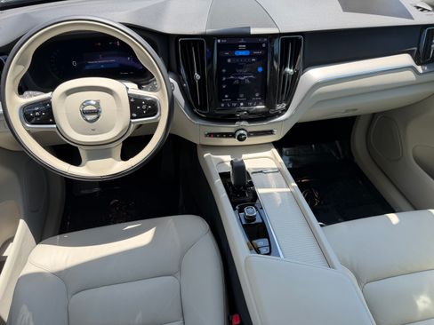 Certified 2024 Volvo XC60 B5 Core AWD/4WD image 13