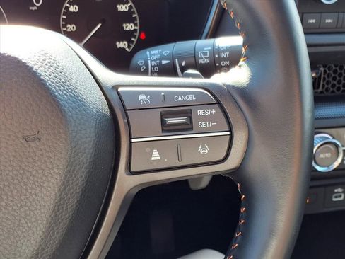 Used 2025 Honda CR-V Sport image 18