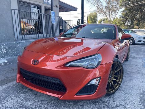 Used 2015 Scion FR-S RWD image 1