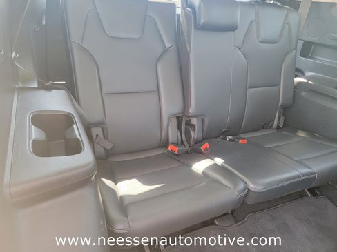 Used 2025 Kia Telluride S image 13
