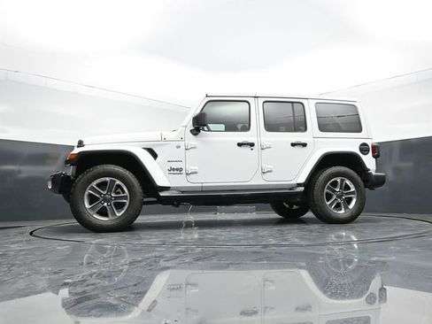 Used 2021 Jeep Wrangler Unlimited Sahara w/ Uconnect 4C Nav & Sound Group AWD/4WD image 58