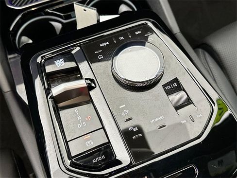 Used 2025 BMW 530i xDrive 530i xDrive image 16