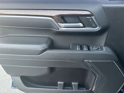 Used 2023 Chevrolet Silverado 1500 RST w/ Z71 Off-Road Package image 14