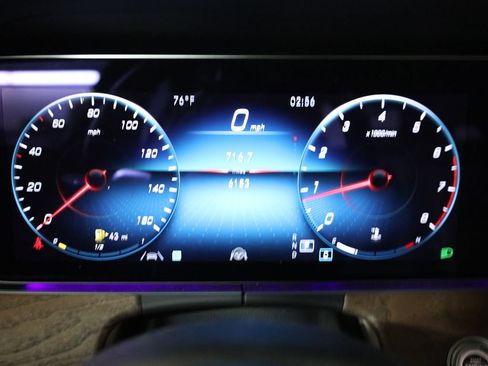 Used 2023 Mercedes-Benz E 350 4MATIC Sedan image 16