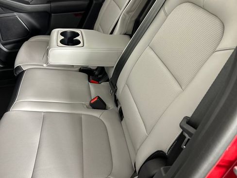 Used 2023 Ford Escape Platinum AWD/4WD image 17