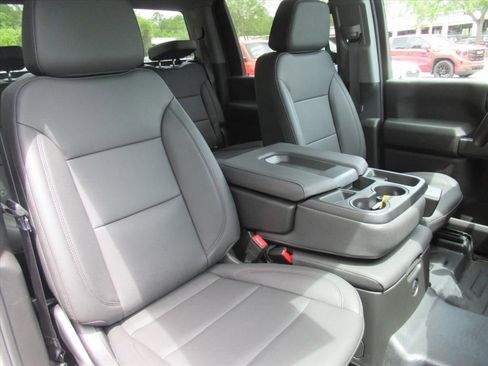Used 2026 Chevrolet Silverado 2500 W/T w/ WT/CX Safety Package AWD/4WD image 9