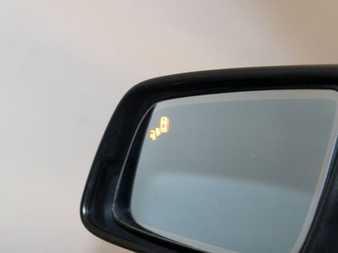 Used 2017 Chevrolet SS Base image 31