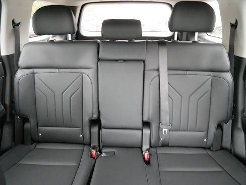 New 2026 Hyundai Santa Fe SEL image 24