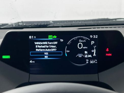 New 2026 Toyota Prius Plug-In Hybrid FWD image 22