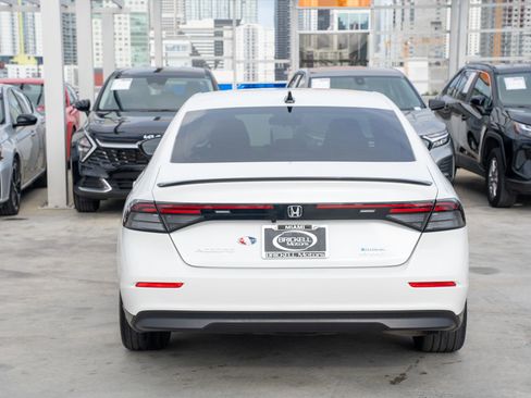 Used 2023 Honda Accord Sport image 7