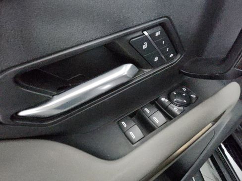 New 2024 GMC Hummer EV 3X w/ LPO, Illumination Package image 12