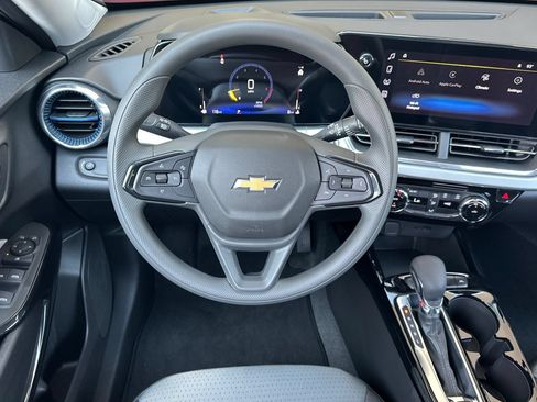 New 2026 Chevrolet Trax LT FWD image 15