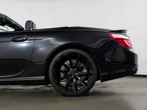 Used 2013 Mercedes-Benz SL 63 AMG image 13