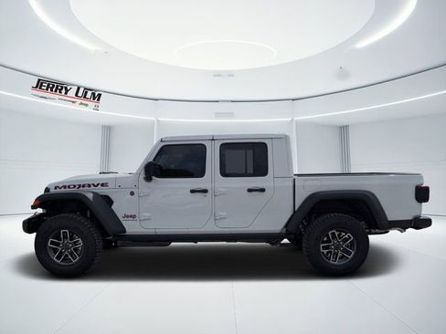New 2026 Jeep Gladiator Mojave w/ Safety Group image 6