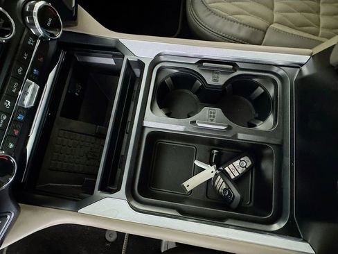 Used 2026 Ford F450 Platinum w/ Platinum Plus Package image 29