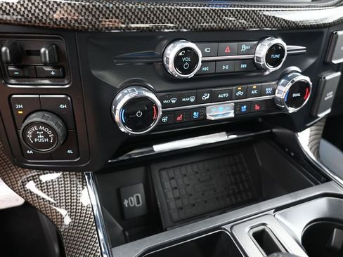 New 2025 Ford F150 Lariat w/ Equipment Group 502A High AWD/4WD image 20