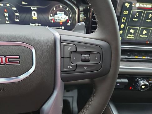 New 2026 GMC Sierra 1500 SLT w/ SLT Convenience Package image 18
