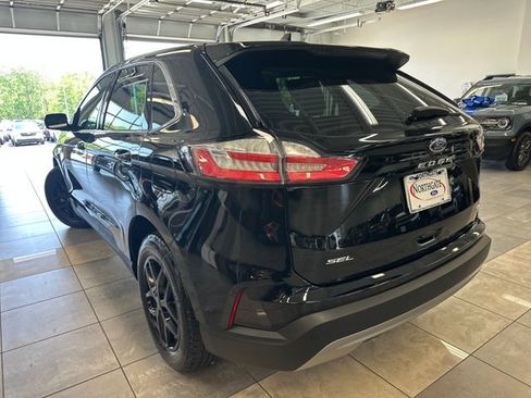 Used 2024 Ford Edge SEL w/ Convenience Package AWD/4WD image 15