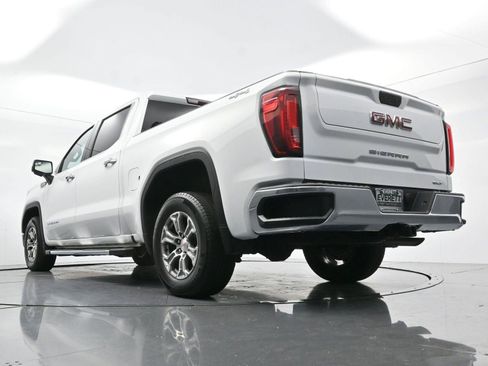 Used 2022 GMC Sierra 1500 SLT AWD/4WD image 47
