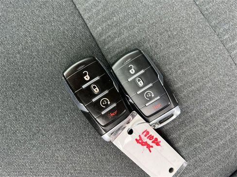 Used 2023 RAM 1500 Big Horn image 25