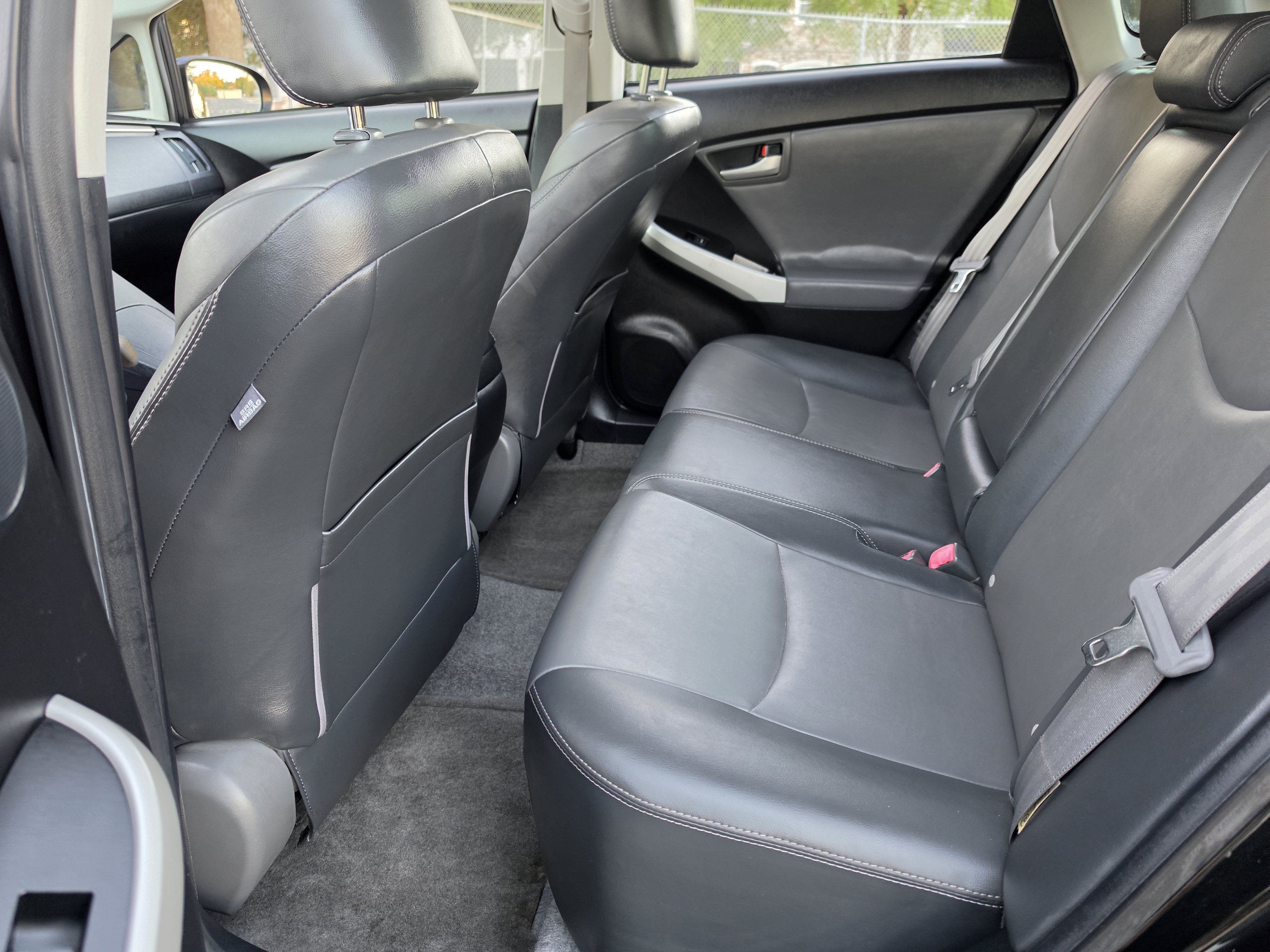 Used 2013 Toyota Prius Four w/ Deluxe Solar Roof Pkg FWD image 22