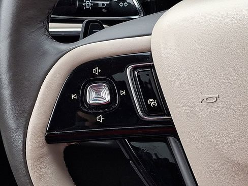 Used 2023 Lincoln Corsair Reserve w/ Equipment Group 201A image 21