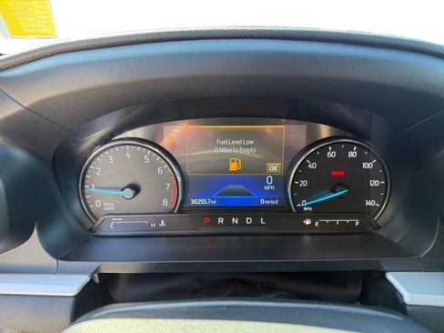 Certified 2023 Ford Explorer XLT image 11