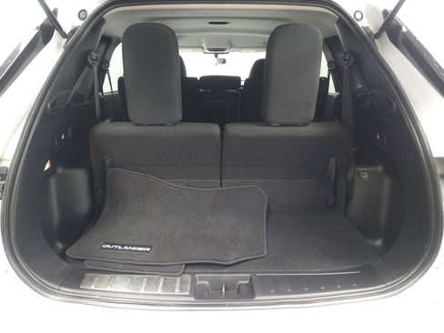 Used 2022 Mitsubishi Outlander ES AWD/4WD image 10