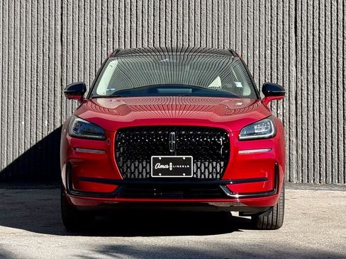 New 2026 Lincoln Corsair Premiere image 8