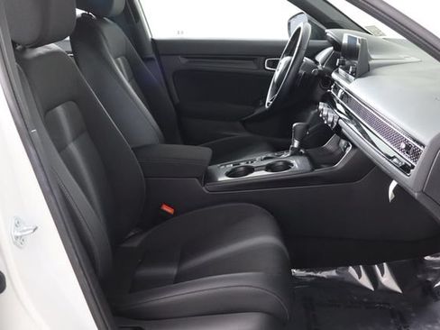 Used 2025 Honda Civic Sport image 17