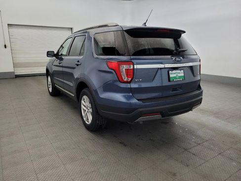 Used 2019 Ford Explorer XLT w/ Equipment Group 202A AWD/4WD image 5