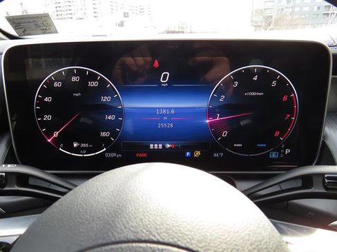 Certified 2023 Mercedes-Benz GLC 300 4MATIC image 13