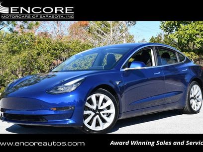 Used 2018 Tesla Model 3 Mid Range