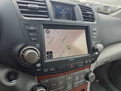 Used 2010 Toyota Highlander Limited image 28