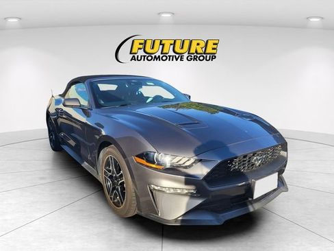 Used 2022 Ford Mustang Premium RWD image 1