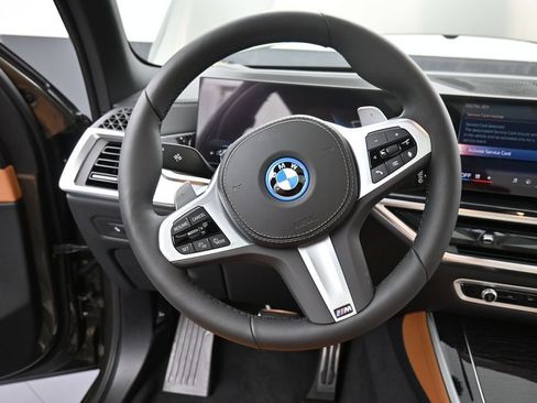 New 2026 BMW X5 xDrive50e w/ M Sport Package AWD/4WD image 13