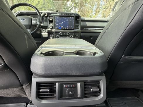 Used 2023 Ford F250 Lariat w/ Lariat Ultimate Package AWD/4WD image 39
