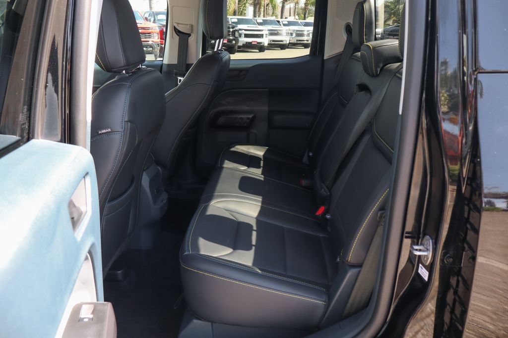 Used 2025 Ford Maverick Lobo AWD/4WD image 41