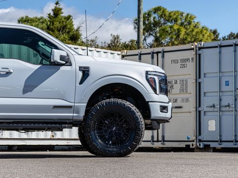 New 2025 Ford F150 Lariat w/ Equipment Group 502A High AWD/4WD image 30