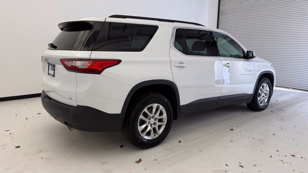Used 2021 Chevrolet Traverse LT FWD image 19