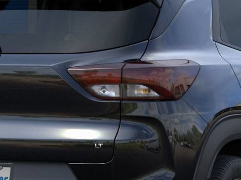 New 2026 Chevrolet TrailBlazer LT w/ Convenience Package FWD image 11
