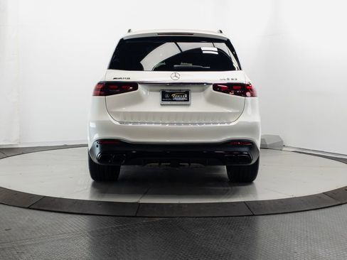 Certified 2024 Mercedes-Benz GLS 63 AMG 4MATIC image 33