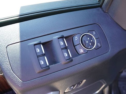 Used 2016 Ford F150 Lariat AWD/4WD image 20
