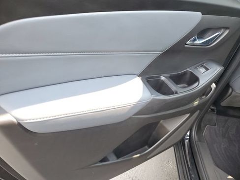 Used 2018 Chevrolet Traverse LT FWD image 17