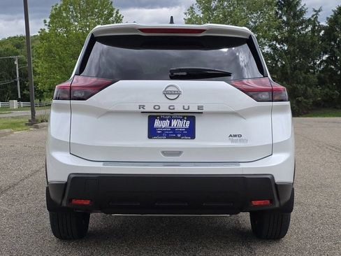 New 2026 Nissan Rogue SV w/ Cold Weather Package AWD/4WD image 10