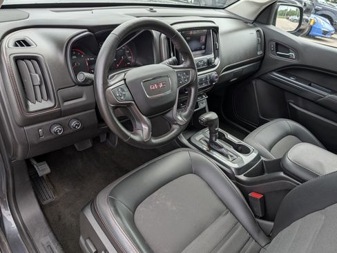 Used 2015 GMC Canyon SLE w/ All-Terrain Package AWD/4WD image 17